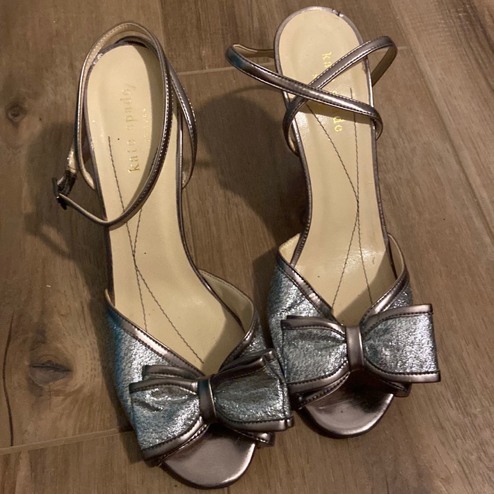 Kate Spade Pewter Peep Toe Heels w/ Bow